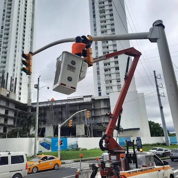 Las principales avenidas de la ciudad registran diariamente largos congestionamientos, una situación que se intensifica durante las horas de mayor circulación y los episodios de lluvia. Tomada de Facebook-ATTT