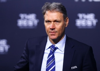 Van Basten no seguirá a Países Bajos en el Mundial (Reuters)