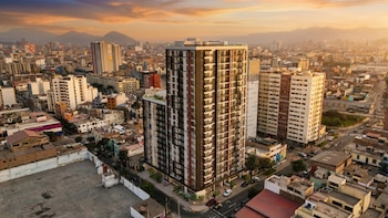 La real ‘escalera social’: este es el precio más bajo que puedes encontrar para vivir en alguno de los distritos más caros de Lima