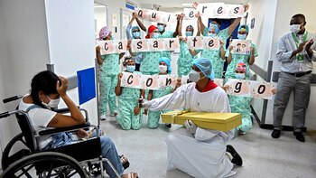 Jefferson Riascos se arrodilla