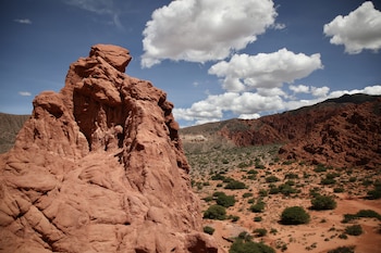 La policía y personal de