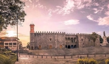 El palacio de Cortés recientemente