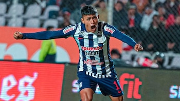 Marco Huamán tentado por la MLS: esto es lo que se sabe del supuesto interés por el lateral de Alianza Lima