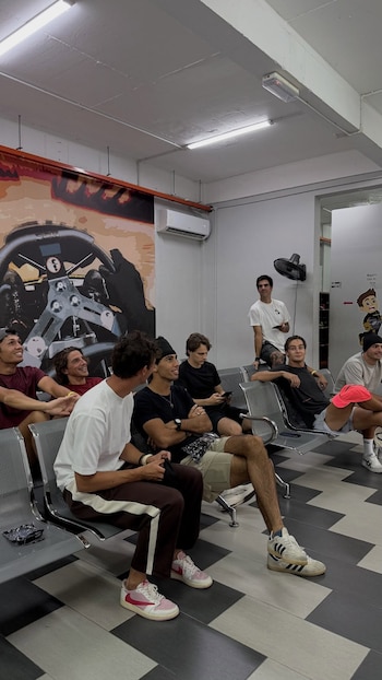 Pilotos de la Fórmula 1 compitieron en karting antes del Gp de Malasia