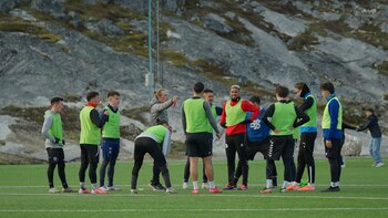 Los jugadores de fútbol y