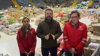 El alcalde de Bogotá destacó la participación de ciudadanos y voluntarios en la recolección y traslado de las ayudas. - crédito captura de video
