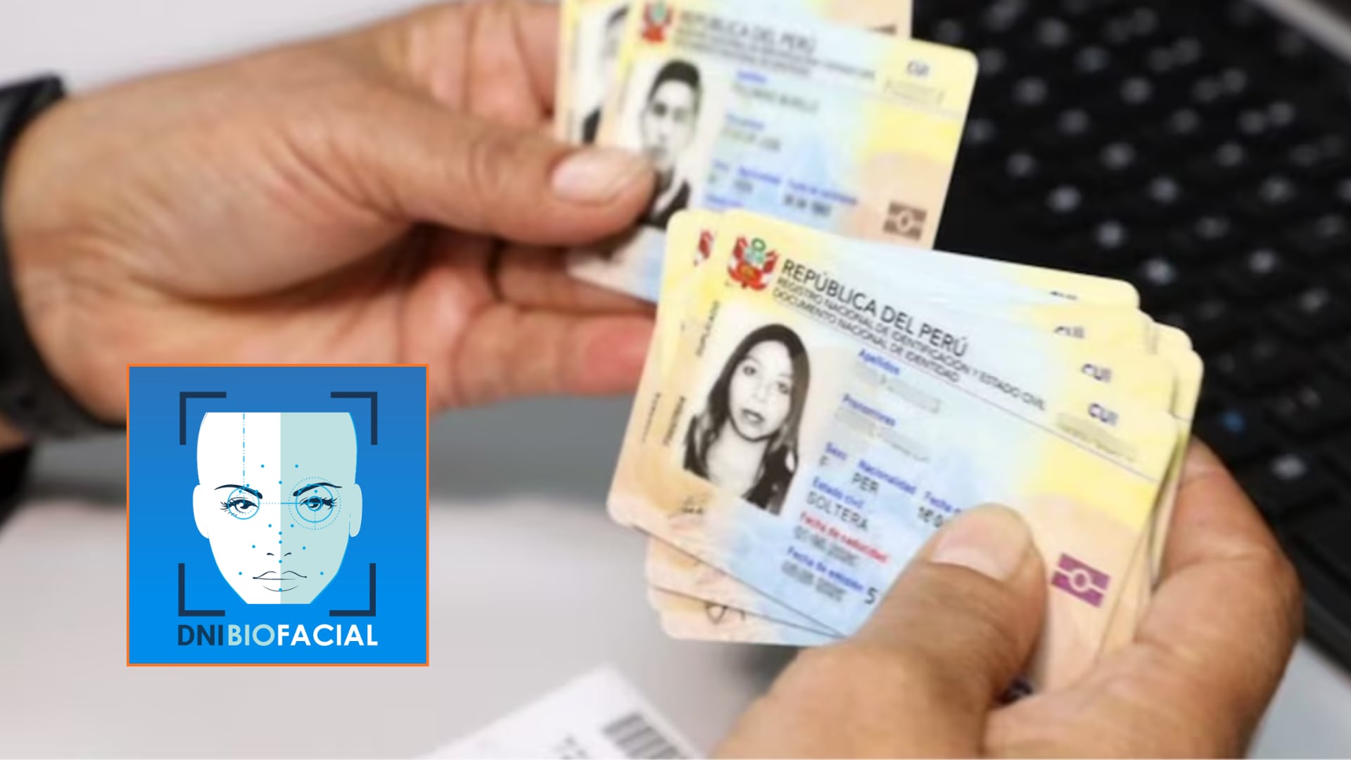 La aplicación DNI BioFacial de Reniec permite a los ciudadanos peruanos solicitar el duplicado de su DNI electrónico en línea, agilizando trámites y evitando largas colas. (Composición: Infobae Perú)