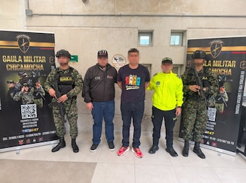El operativo fue coordinado por el Gaula Militar, la Policía Nacional y la Fiscalía General de la Nación tras más de 18 meses de investigación por corrupción - crédito prensa Ejército