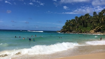 A solo un kilómetro de