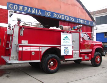 Vecinos organizan polladas para traer