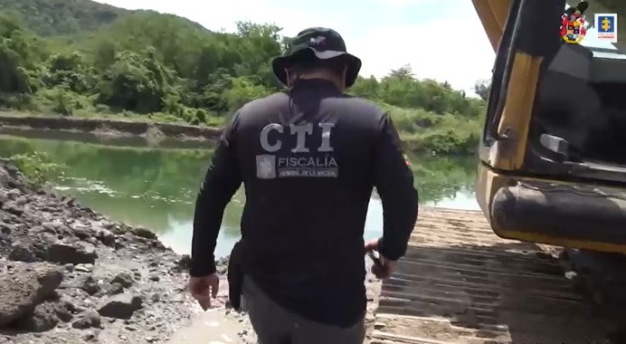 Dragado en el río Magdalena