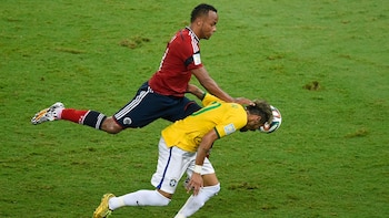 Neymar sufrió un golpe en