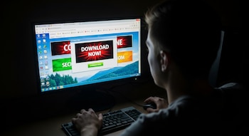 enlace web - seguridad - fraude - internet - tecnología - 12 de abril