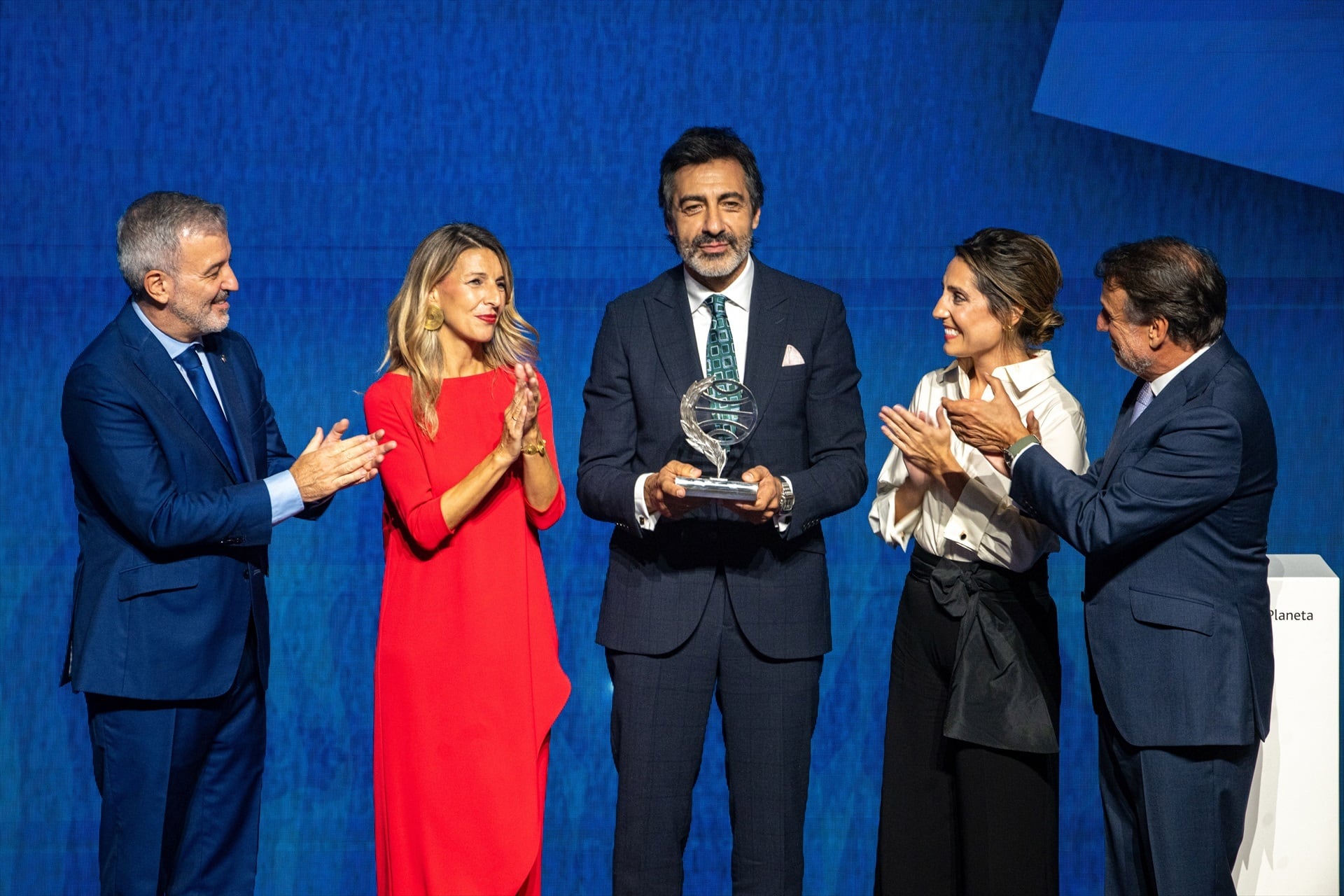 Arturo Pérez-Reverte se pronuncia sobre el premio Planeta a Juan del Val: “No hay nada que objetar” - Infobae