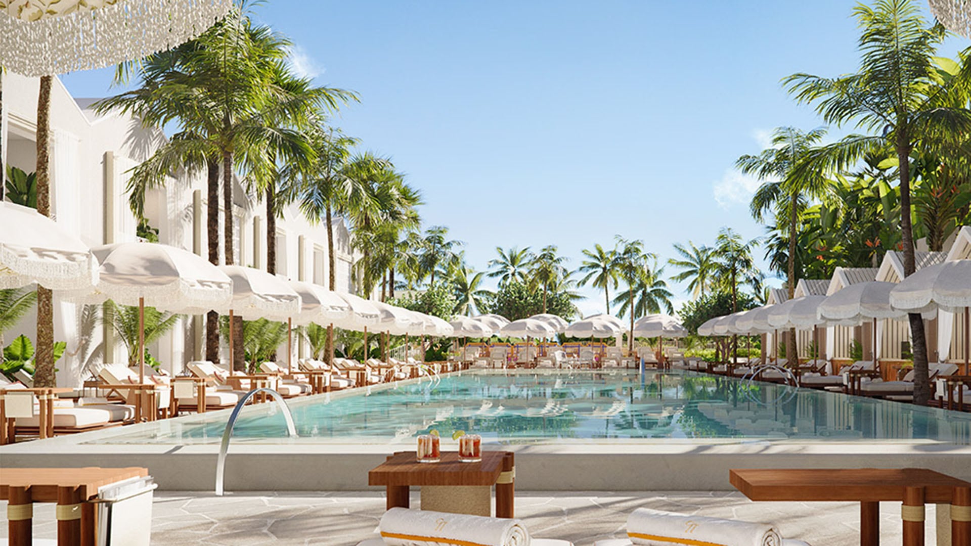 El hotel incorpora dos piscinas renovadas, una terraza de playa y un spa holístico de última generación orientado al bienestar (delanohotels.com)