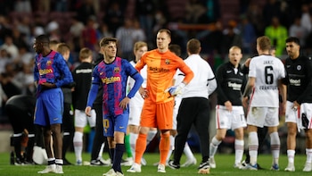 Sorpresa en la Europa League: el Barcelona cayó con el Eintracht Frankfurt y fue eliminado en los cuartos de final