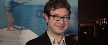 Trust No One: The Hunt