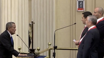 Tras el incidente, Vásquez se reincorporó y prestó juramento ante la Mesa Preparatoria presidida por Miguel Torres, asumiendo oficialmente el cargo - Créditos: Captura de pantalla de Congreso TV.