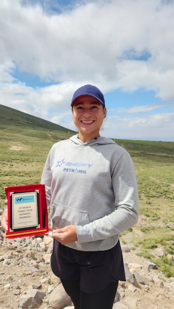 Con 38 títulos en el