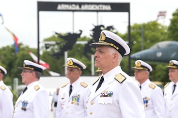 Juan Carlos Romay, almirante jefe de la Armada