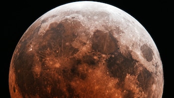 Eclipse lunar 2026: PILARES instalará telescopios gratis, sedes y horarios