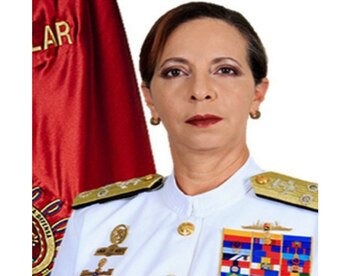 Vicealmirante retirada Luisa María Lozada