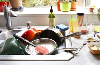 cochambre es una capa de suciedad que se va formando principalmente en la cocina (Archivo)