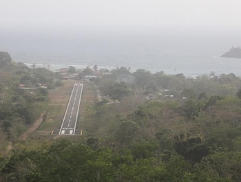 La pista del Aeropuerto Narcisa
