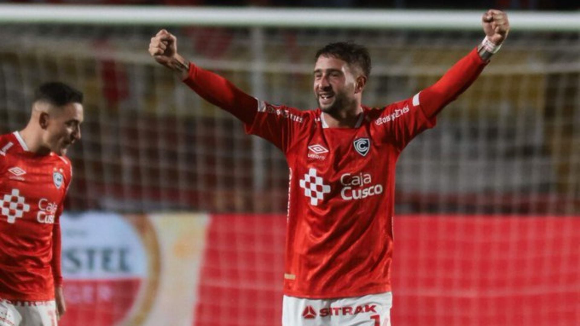 Cienciano se alista para un choque decisivo contra Montevideo City, en el Centenario. - Crédito: AFP