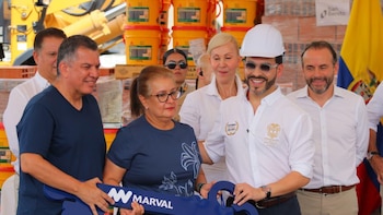 Papá de Diana Troncoso, sobreviviente del sismo en Cali, reaccionó a la entrega de un apartamento por parte del Gobierno: “No esperábamos tanto”