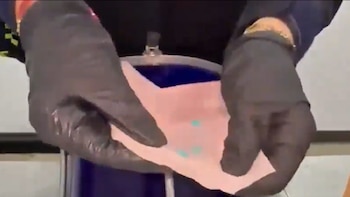 Policía halló un litro de cocaína oculto en una caja vallenata: iba con destino hacia Brasil