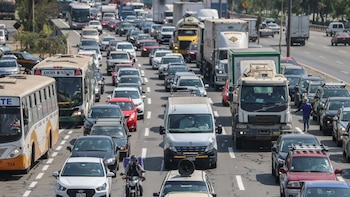 Más fiscalización en carreteras: entregan equipos para detectar conductores ebrios