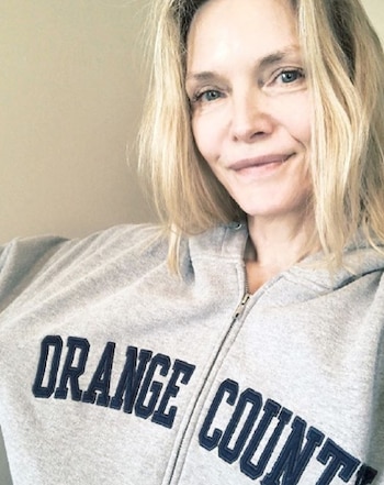 La actriz estadounidense suele compartir imágenes en las que aparece sin maquillaje y con outfits relajados (Foto: Instagram)