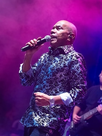 Miguel Morales advierte que abandonaría