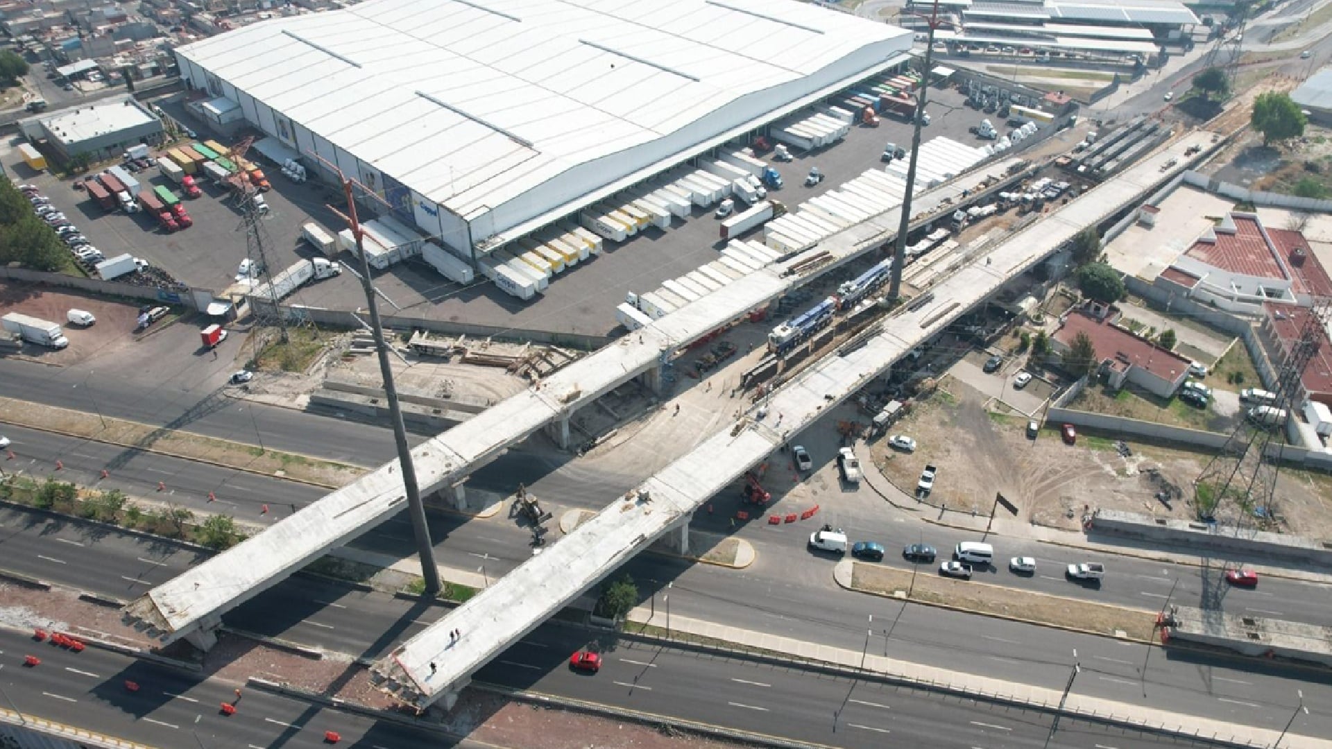 cierre vial Circuito Exterior Mexiquense Tultepec puente (Gob. Edomex)