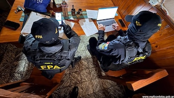 Desarticularon una red de narcomenudeo en Córdoba tras ocho allanamientos y hay cuatro aprehendidos