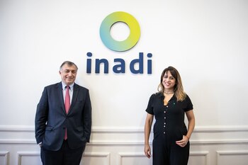 Lottenberg con Victoria Donda, titular