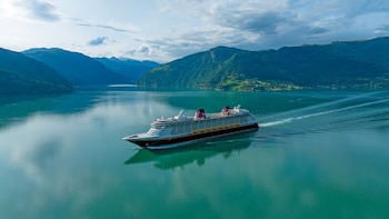 Un ejemplar de los cruceros Disney Dream (Disney Cruise Line)