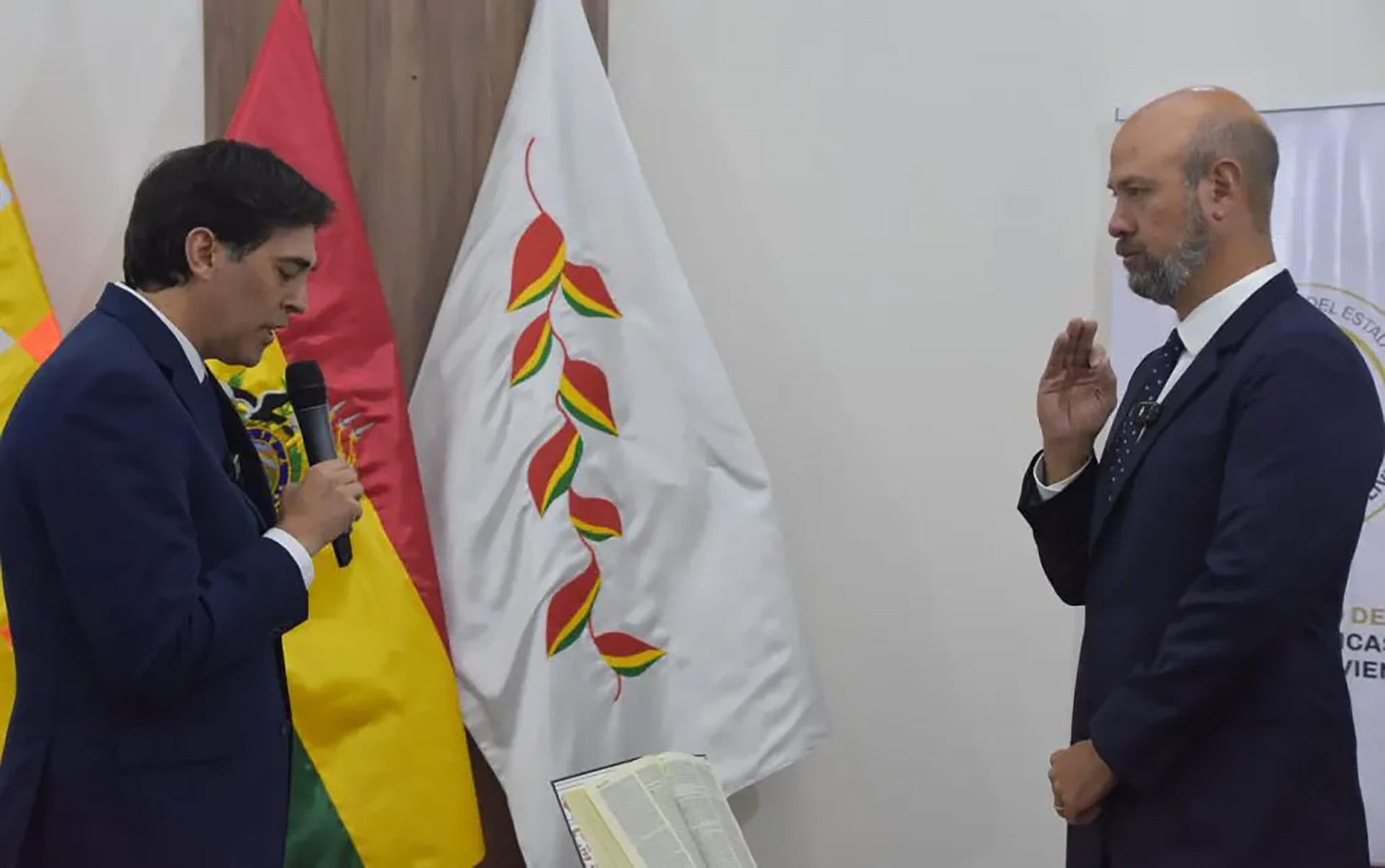 Eduardo Valdivia fue posesionado gerente de la aerolínea estatal boliviana el 18 de abril de 2026.