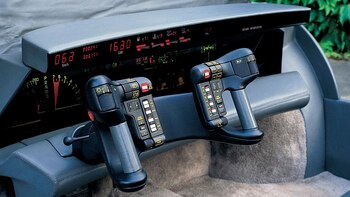 Volante representando a los mandos