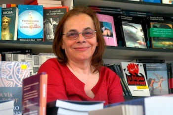 <la escritora uruguaya Cristina Peri