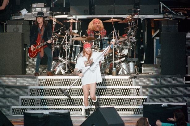 Guns N’ Roses ocupó los dos primeros lugares de Billboard 200 con Use Your Illusion I y II