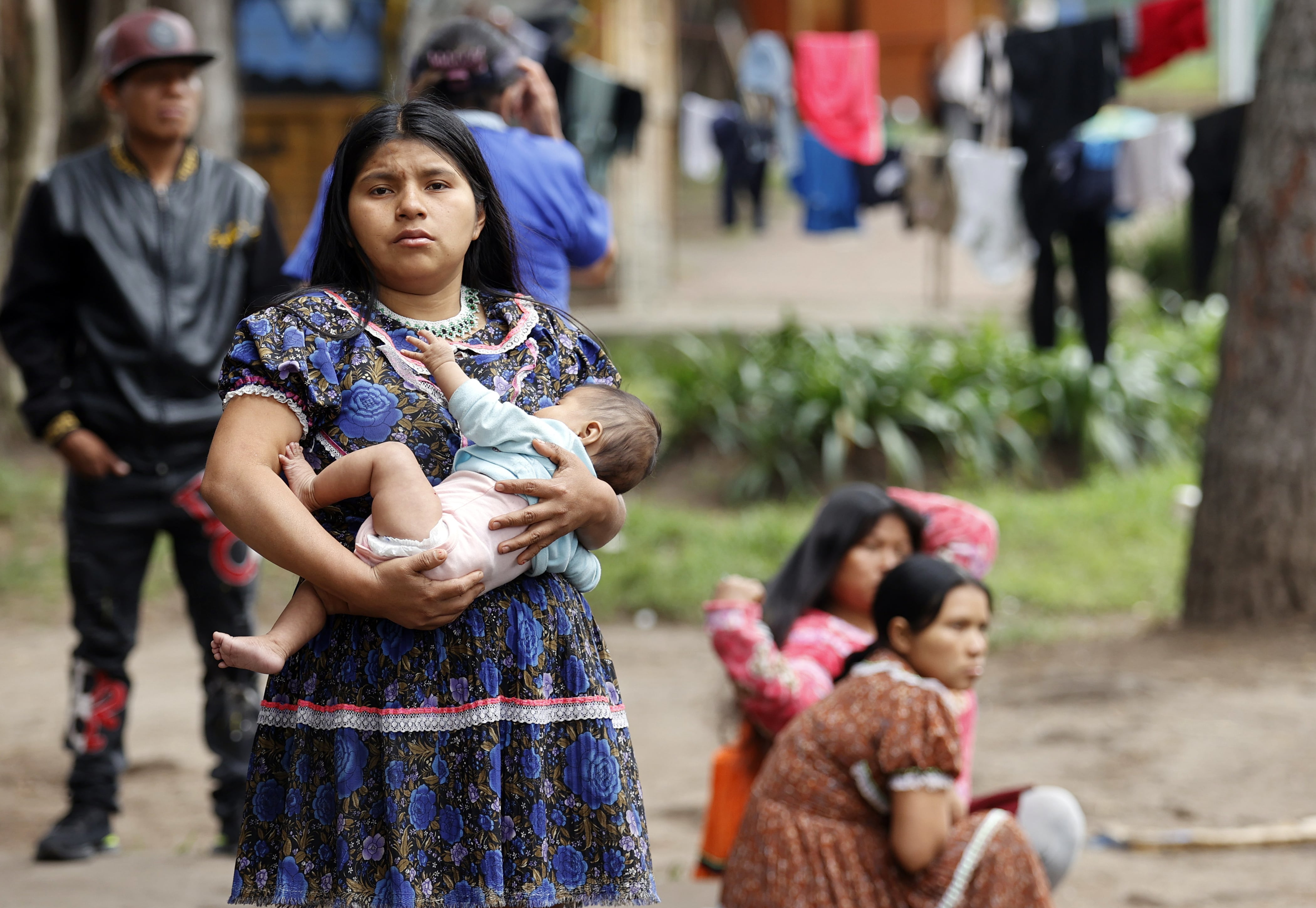La Secretaría de Integración Social confirmó el traslado de 52 niñas, niños y adolescentes Emberá a espacios seguros en Bogotá. - crédito EFE/ Mauricio Dueñas Castañeda (referencia)