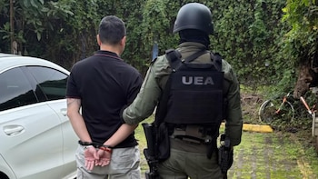 Detienen en Costa Rica a hombre requerido por EE.UU. por presuntos nexos con los cárteles de Sinaloa, del Golfo y Clan del Golfo