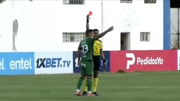 Ricardo Centurión fue expulsado en