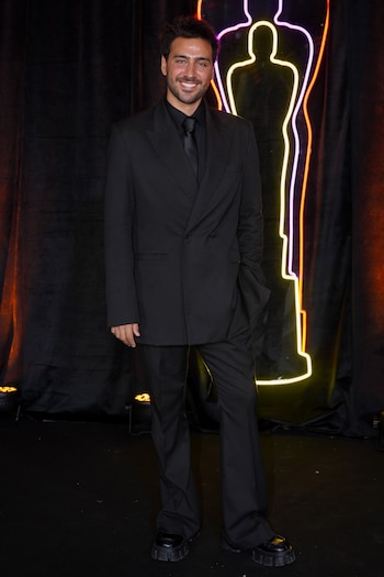 Lizardo Ponce eligió un traje