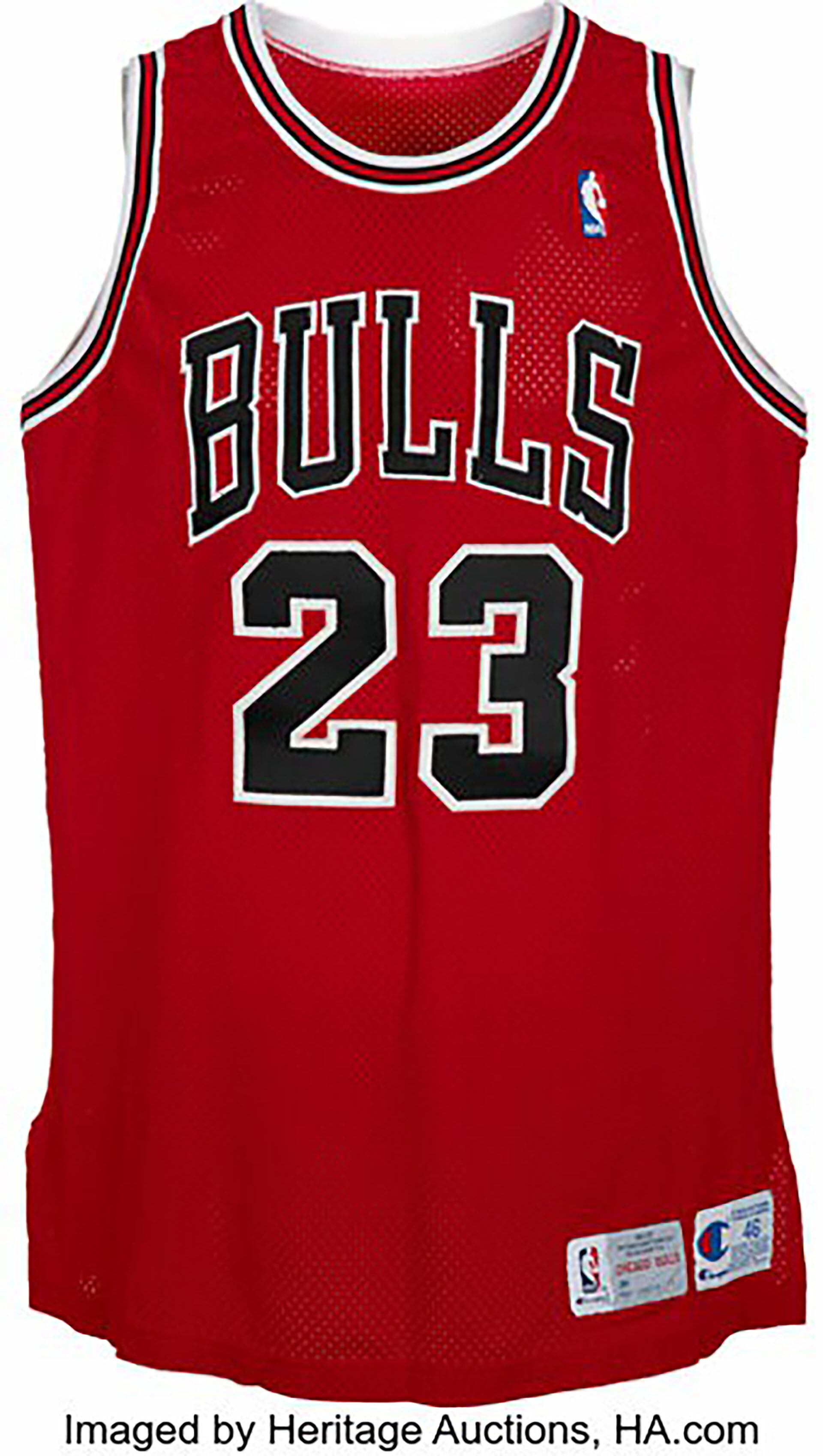 El frente de la camiseta de Jordan que se subastó en una cifra millonaria (Heritage Auctions)