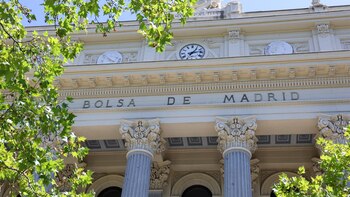 El Ibex 35 mantiene los