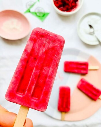 Helado de frambuesa y coco