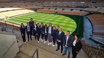 La FIFA visita el Estadio